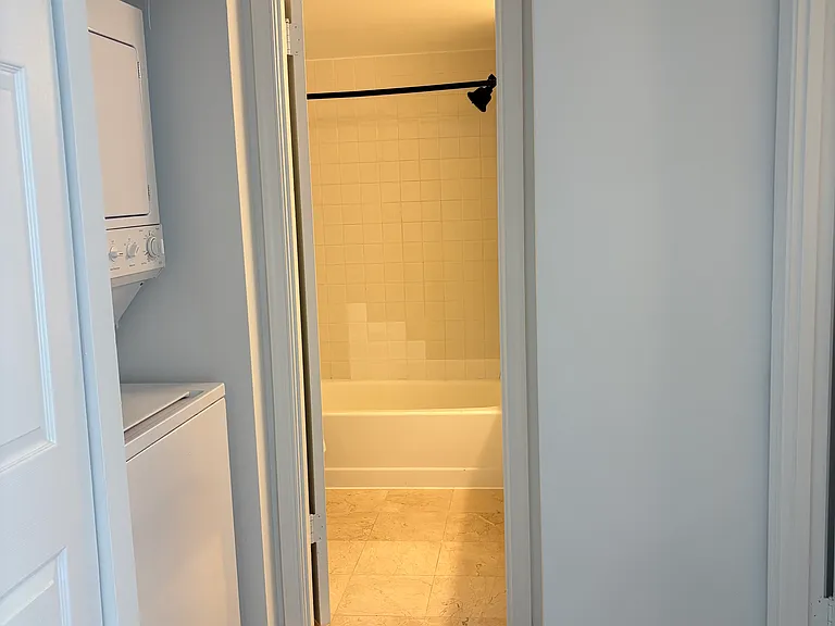 10101 Grosvenor Pl #603 — Photo 14