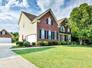 113 Carsons Pond Dr, Simpsonville, SC 29681