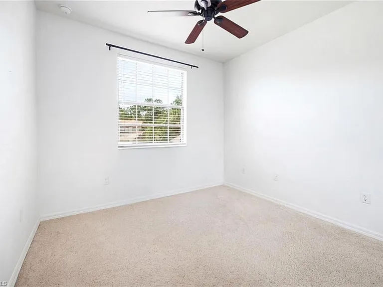 7631 Bristol Cir — Photo 26