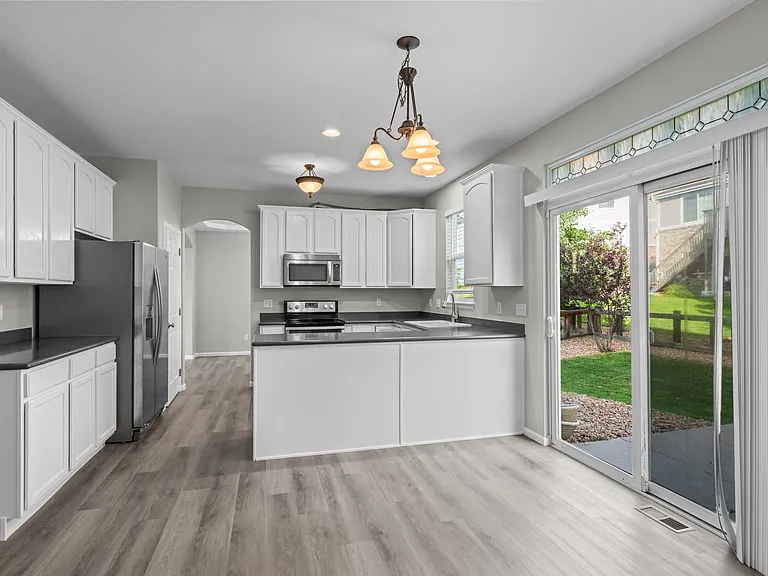 26017 E Frost Cir — Photo 3