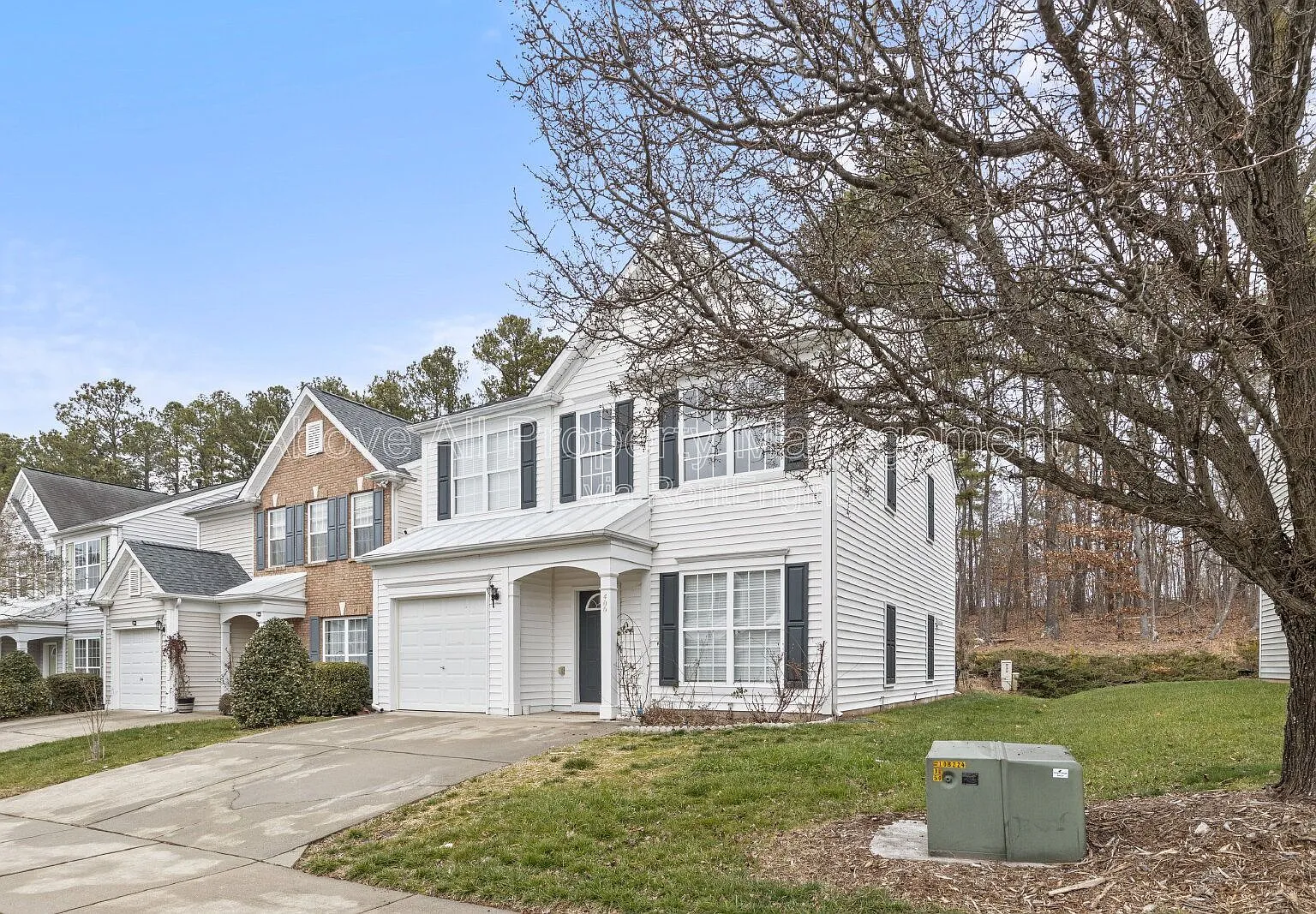 3 bed, 2.5 bath, 1681 sqft, $2,045 — Photo 1