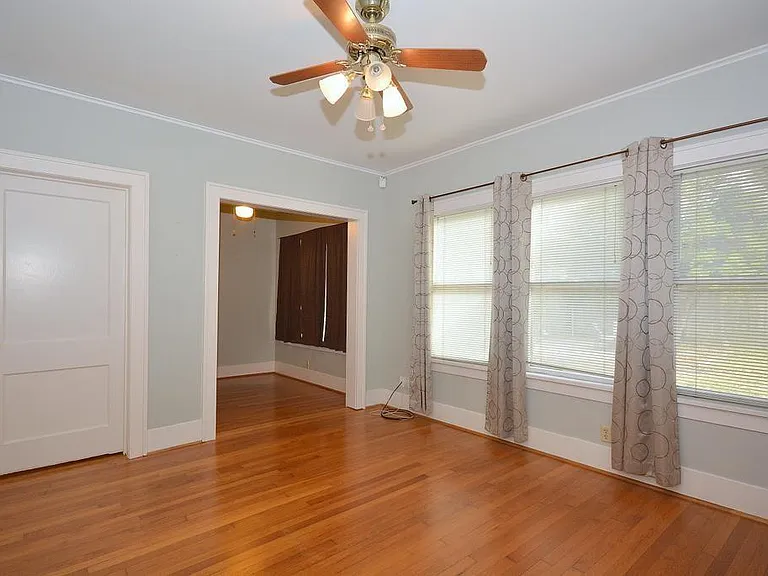 3027 Amherst St — Photo 15
