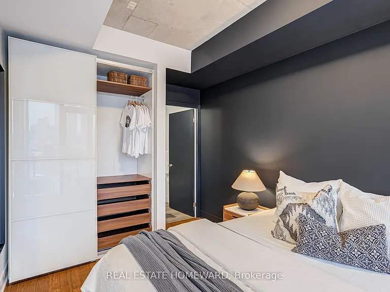 90 Trinity St #709 — Photo 14