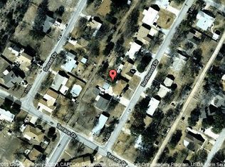 102 Live Oak Cir, Bertram, TX 78605