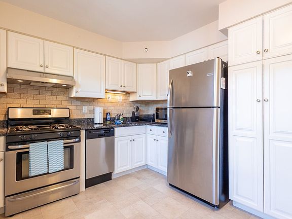 2nd image of 504 Joralemon St #Id1265770p
