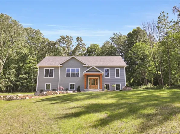215 coventry Road, Mansfield, CT 06250