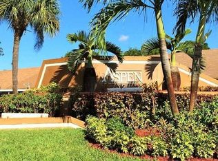 6740 NW 189th Ter, Hialeah, FL 33015