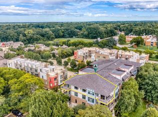1403 Copper Trce #401, Cleveland Heights, OH 44118