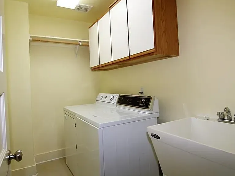 2777 Hamilton Ct #3 — Photo 4