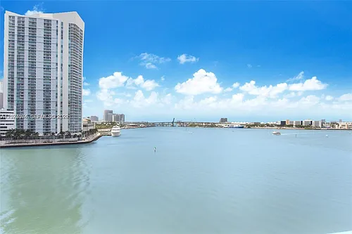 888 Brickell Key Dr Photo 1