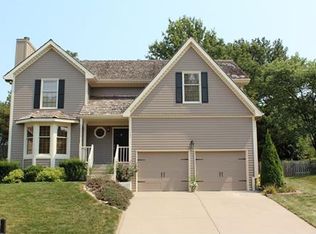 7905 N Park Ave, Gladstone, MO 64118