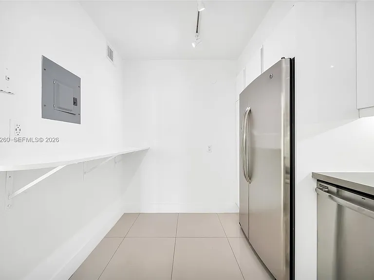 100 Bayview Dr #408 — Photo 19