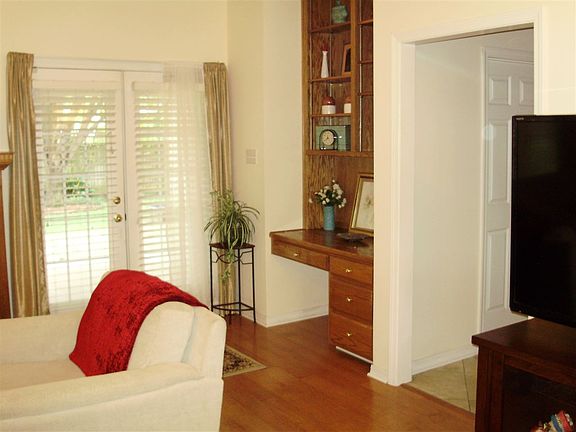 5th image of 1200 Casandra Dr