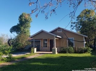 500 Pearson St, Natalia, TX 78059
