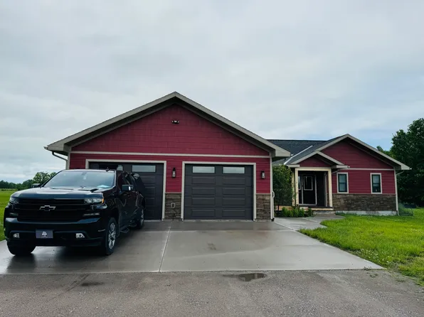 8003 S Riverside Dr, Sault Sainte Marie, MI 49783