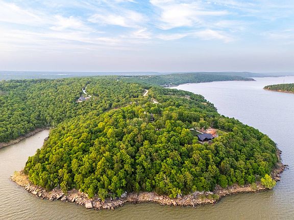 2nd image of 104 Patriot Point