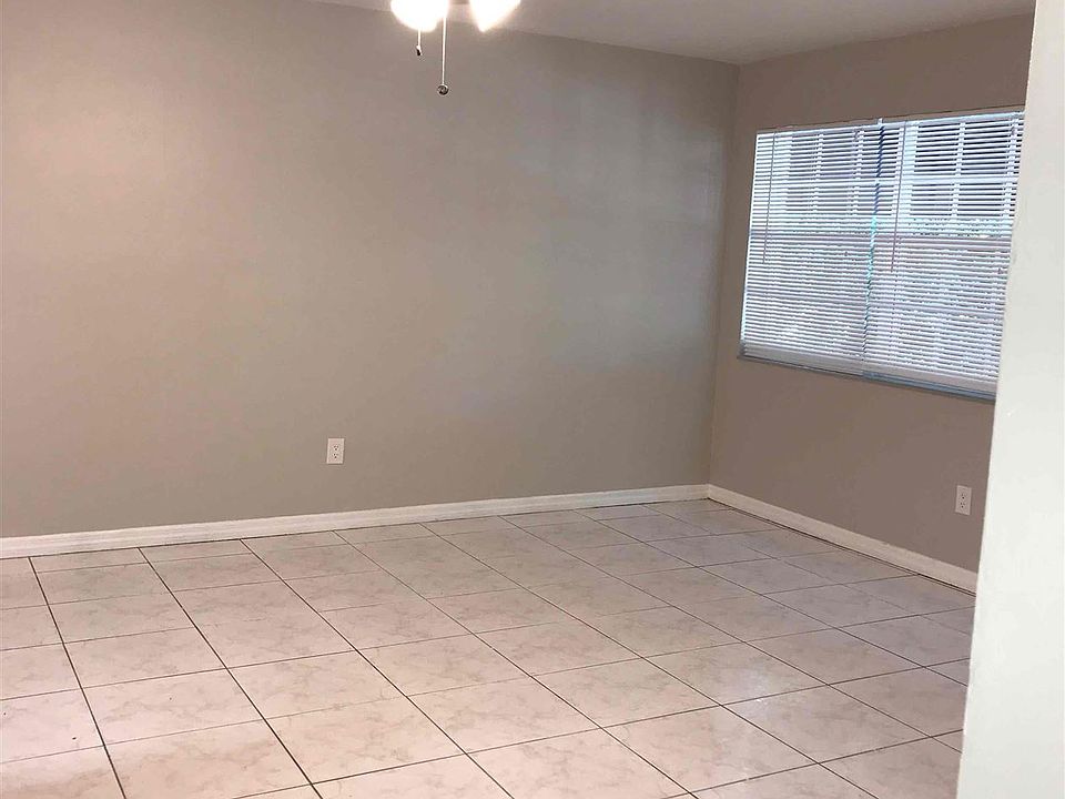 1_-_Full_Marketing_Photos-10