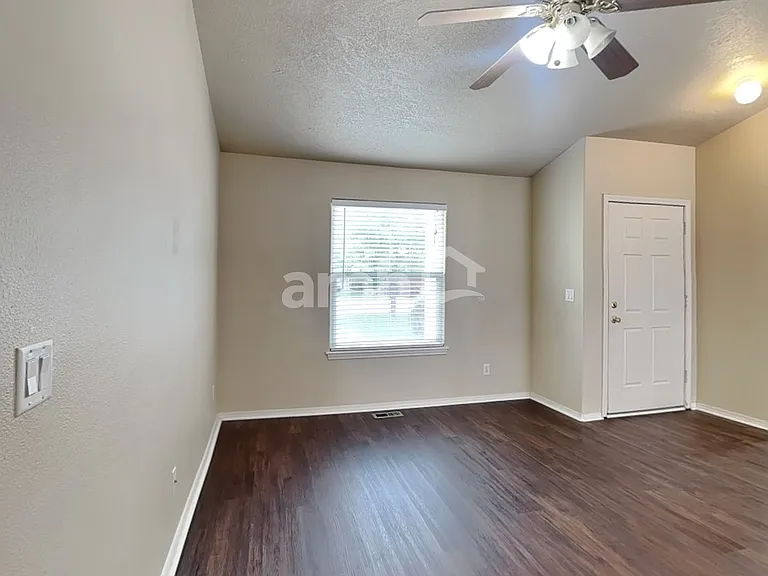 868 Red Fern Dr — Photo 9