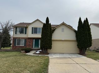 1675 Dunston Rd, Canton, MI 48188