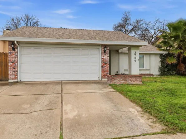 3744 N Country Dr, Antelope, CA 95843