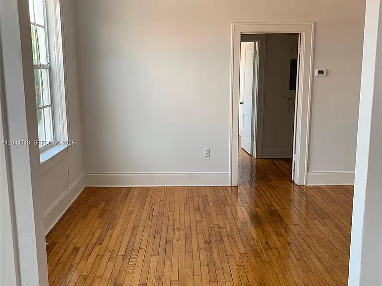 4349 Sheridan Ave #8 — Photo 13