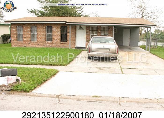 1st image of 303 Greens End St