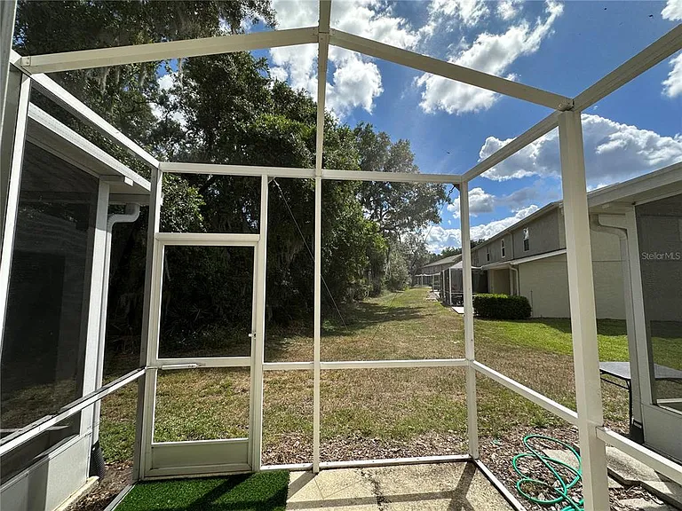 15816 Fishhawk View Dr — Photo 8