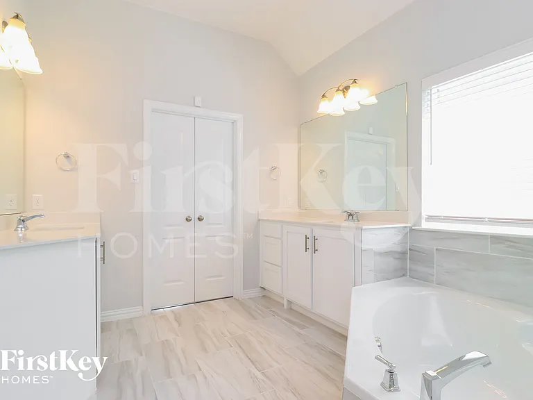 548 Pheasant Hill Ln — Photo 9