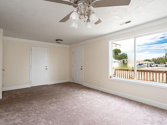 4th image of 1556 12th St