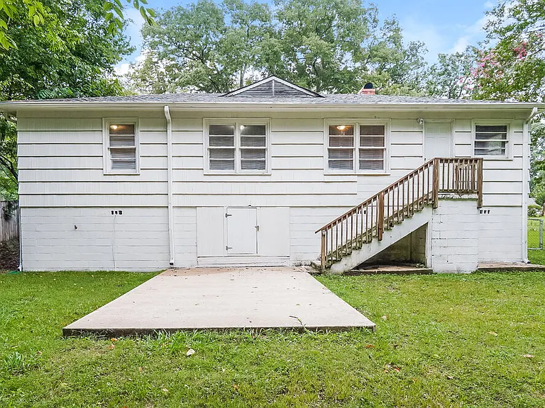 812 Nelson Dr — Photo 19
