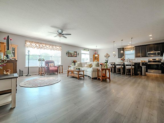 5th image of 2026 Amber Wood Pl