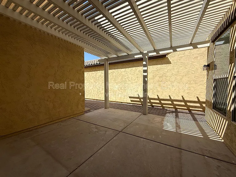 9020 W Nicolet Ave — Photo 32