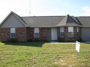 2224 Paula Cir, Ocean Springs, MS 39564