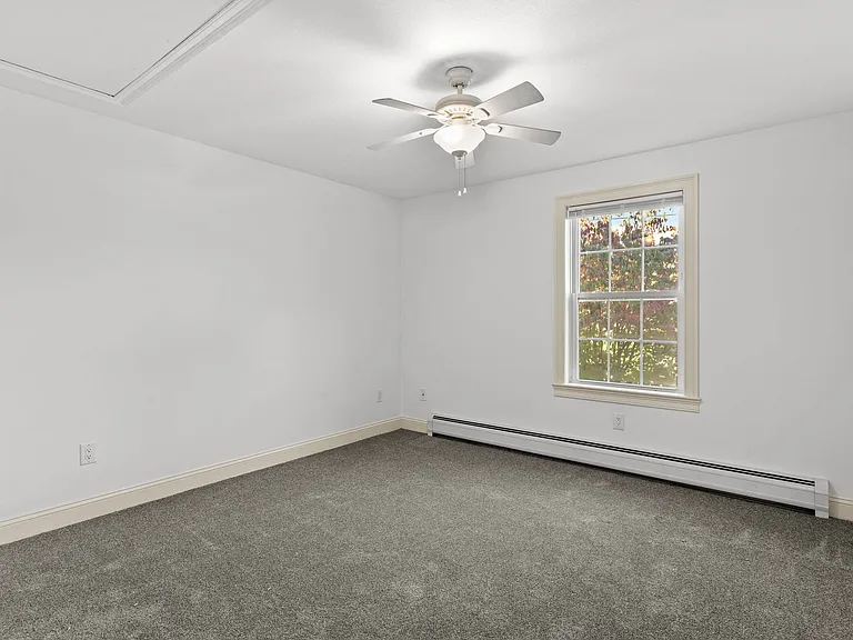 22 Maple Rd — Photo 33
