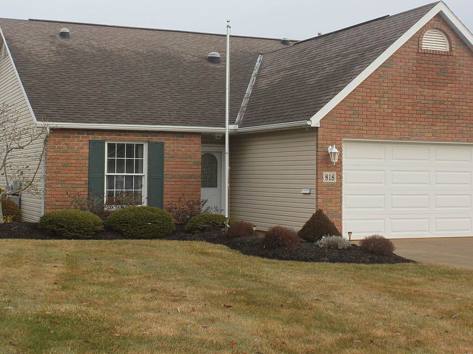 1st image of 818 Oakbrook Dr