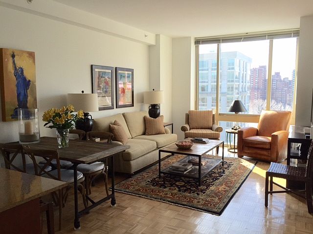 1st image of 888 Main St APT 1126