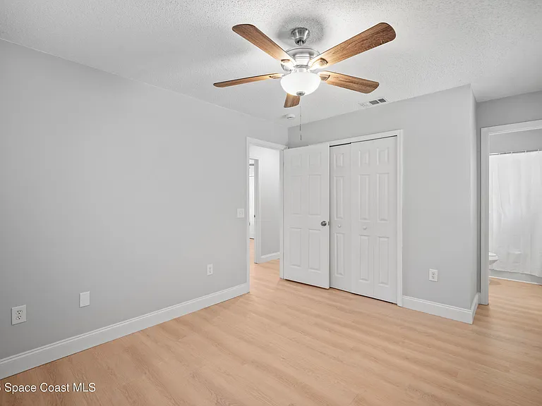 1328 Union St SE — Photo 16