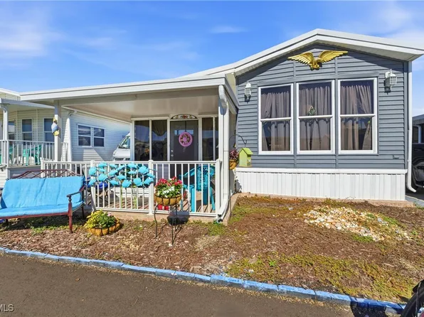 11650 Wild Flax Dr, Fort Myers, FL 33908