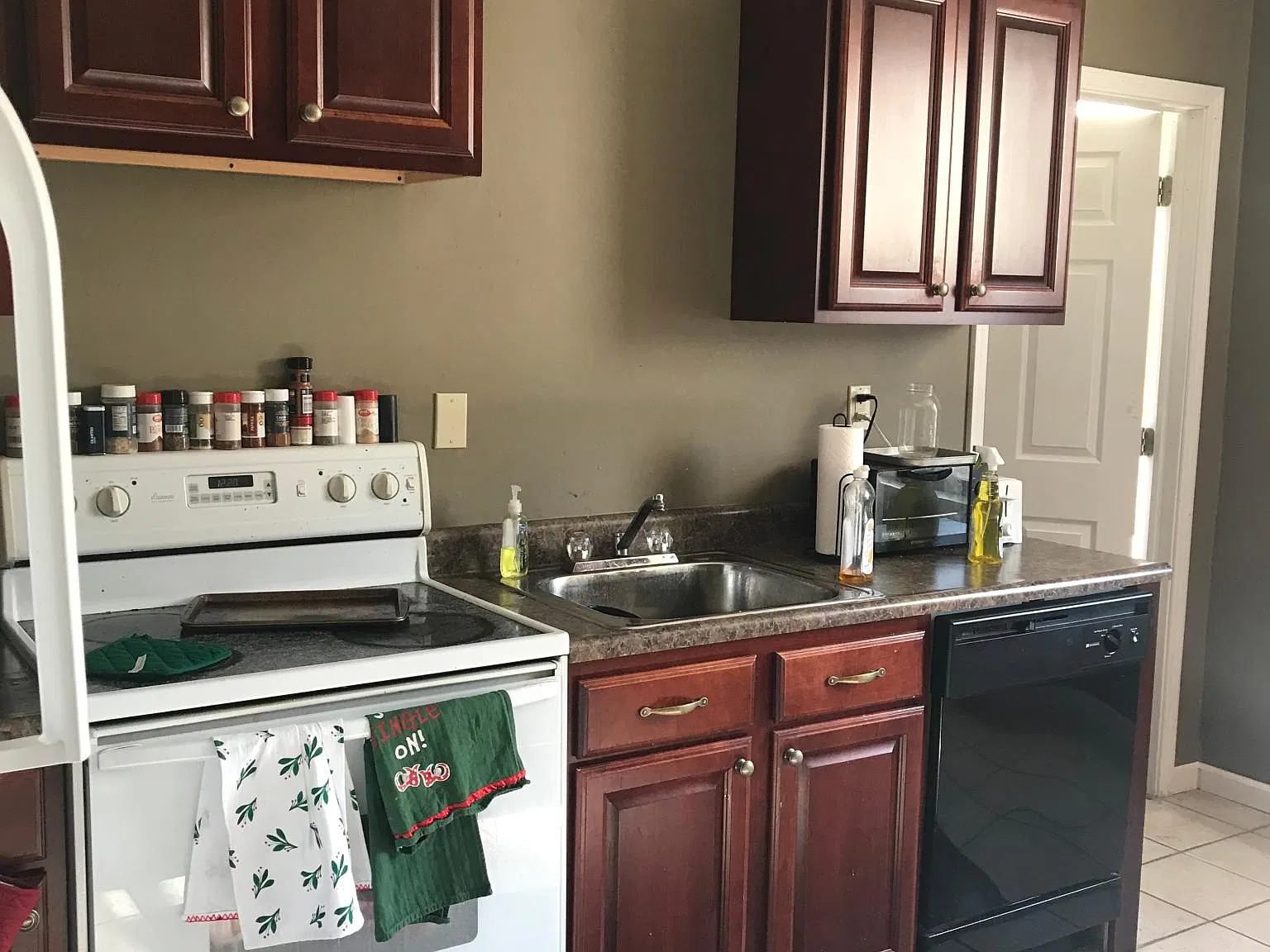 4 bed, 1600 sqft, $2,750 — Photo 4