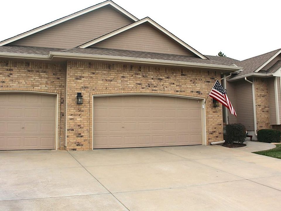 1st image of 301 S Cypress Ct