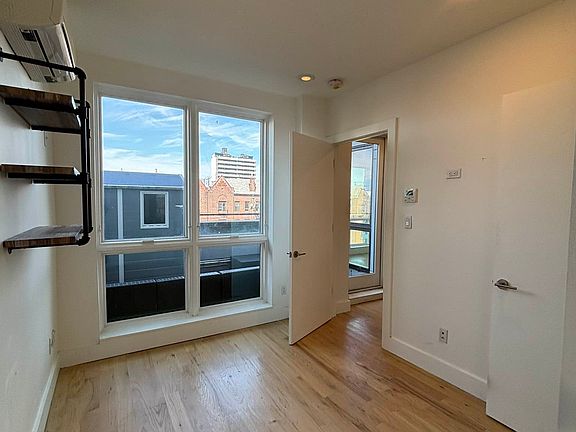 5th image of 200 Linden Blvd APT 8G