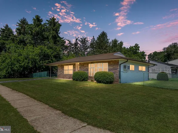 25 Kollman Dr, Newark, DE 19713