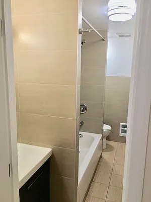 Rented by Warren T Real Estate Corp. | media 24