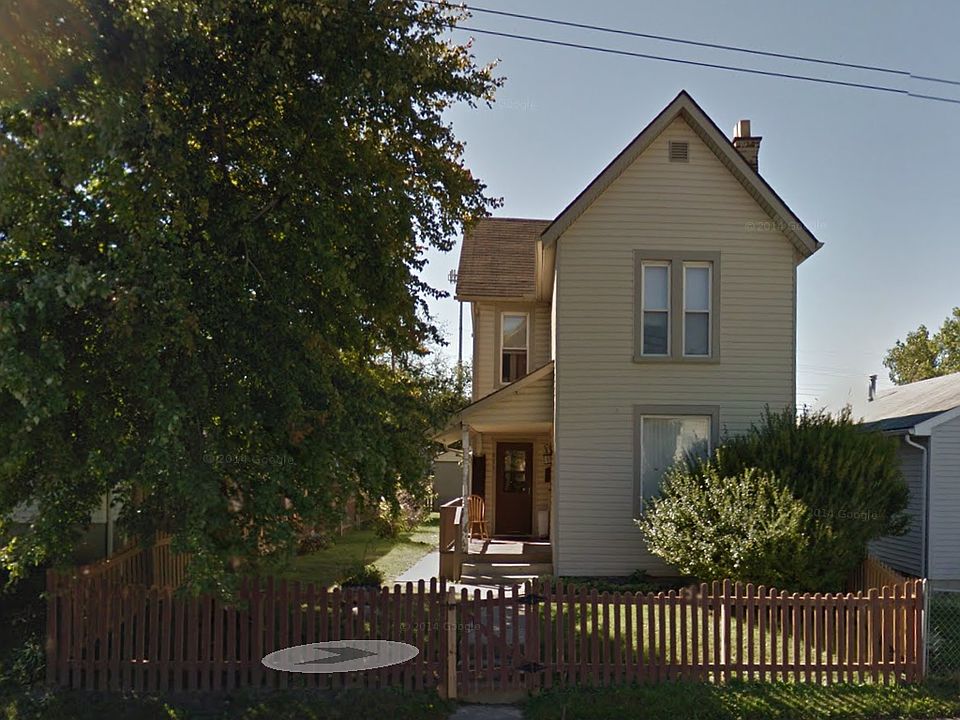 1st image of 611 E 2nd Ave