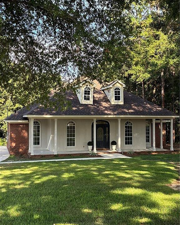 1st image of 8970 Celeste Rd