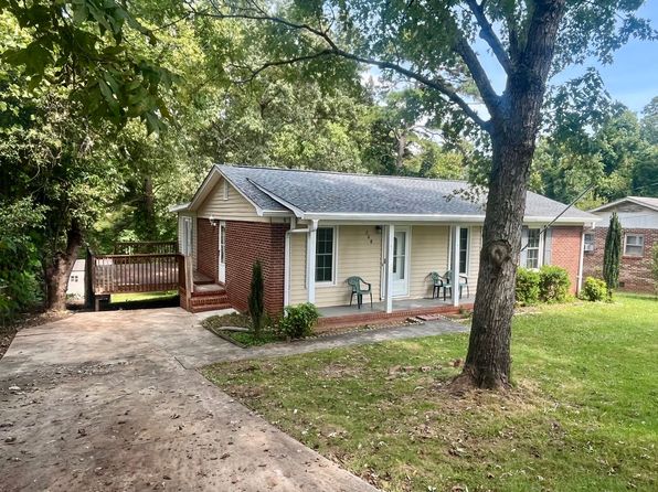 208 Vista Cir