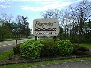 1st image of 909 Edgewater Dr #909