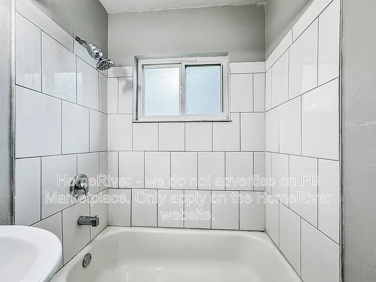 5809 Michigan Ave — Photo 15