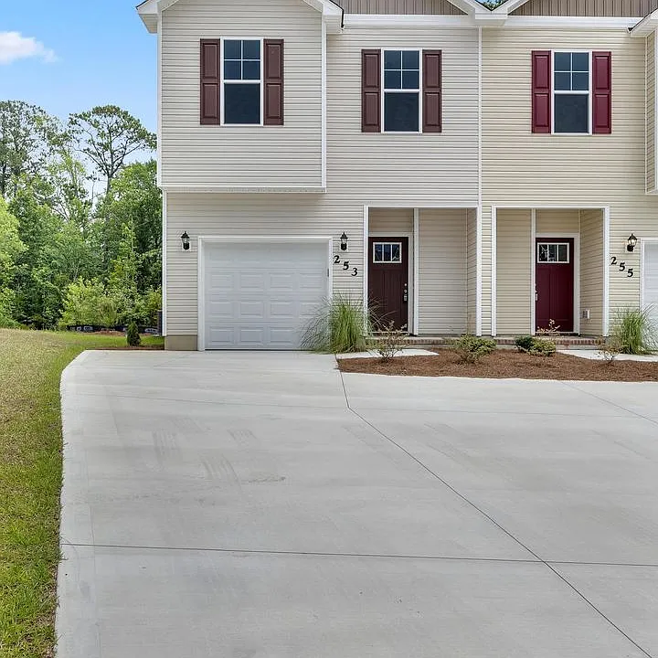 253 Shallowbag Bay Ln