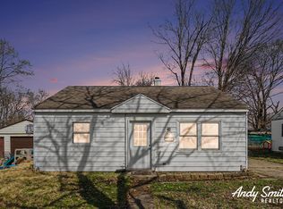 805 Sunnock Ave, Kalamazoo, MI 49001